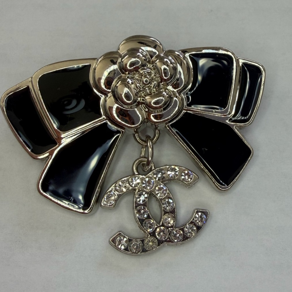 Chanel Brooch - Made in France💎 - Picture 3 of 8
